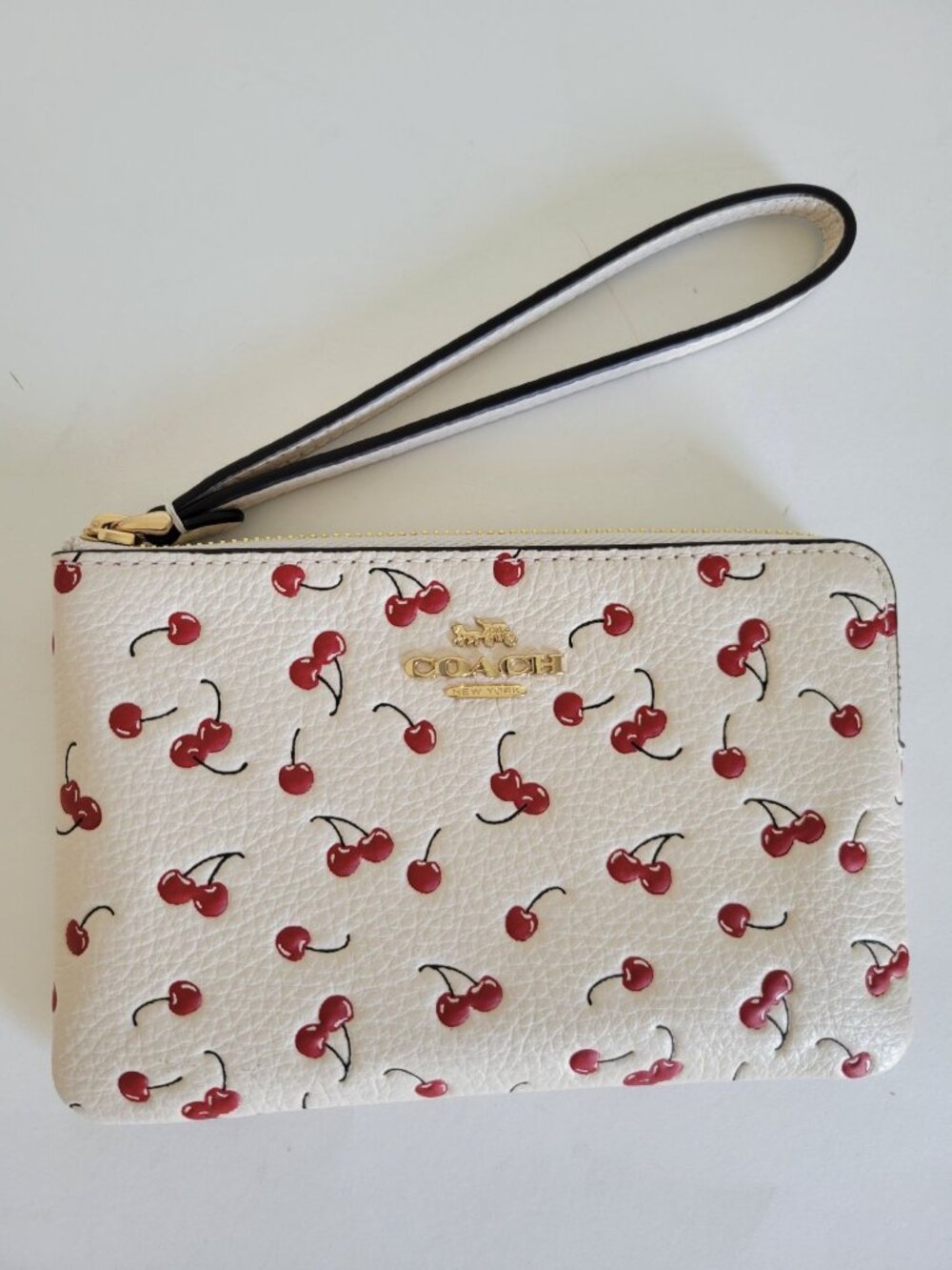 Coach Cherry Print Corner Zip Wristlet in Caulk Pebbled Leather Wristlet Wallet